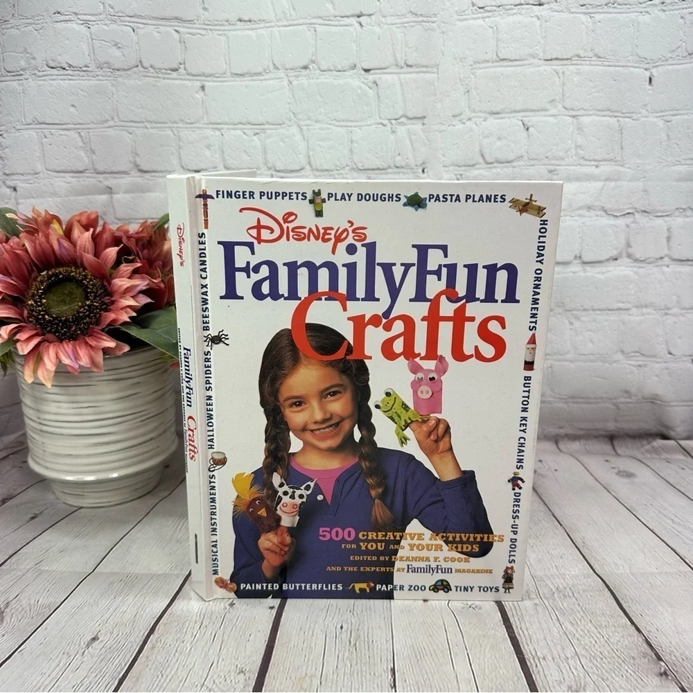 vintage 1997 Disney Family Fun Crafts hardcover Book summer fun